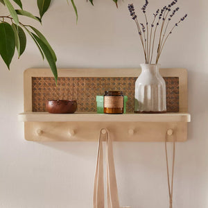 Artistic Decor Wall-Mounted Holder