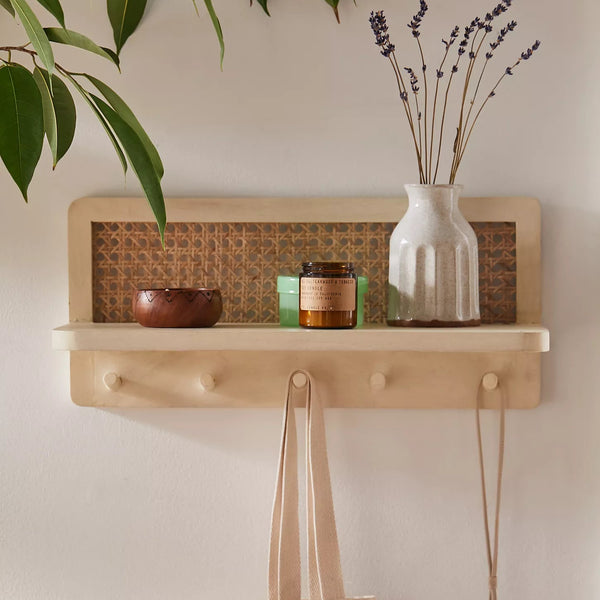 Artistic Decor Wall-Mounted Holder