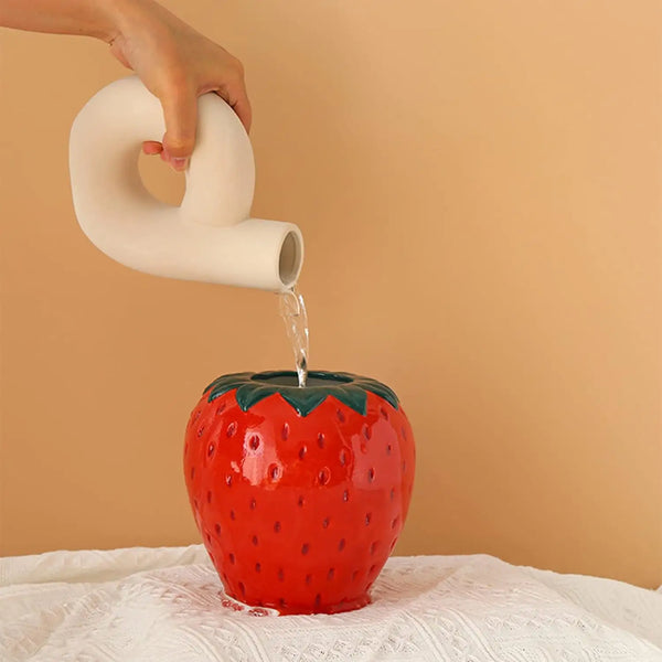 Cute Strawberry Shaped Ceramic Flower Vase