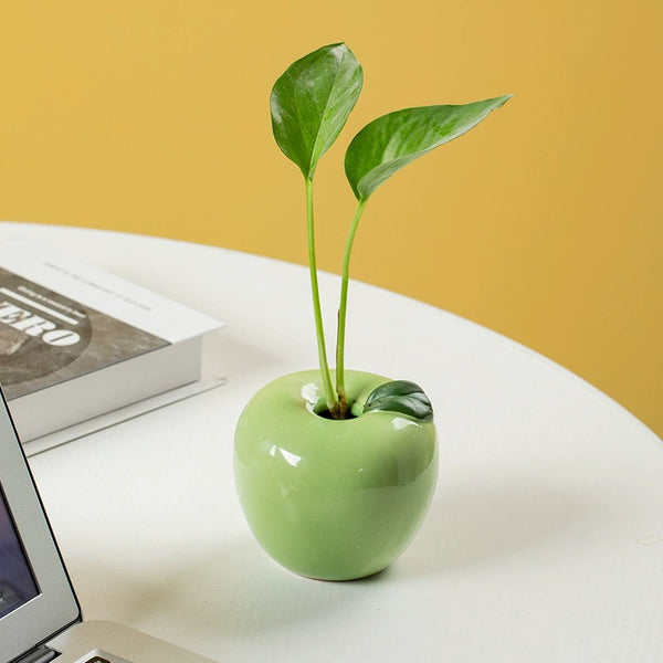 Apple-Shaped Ceramic Flower Vase