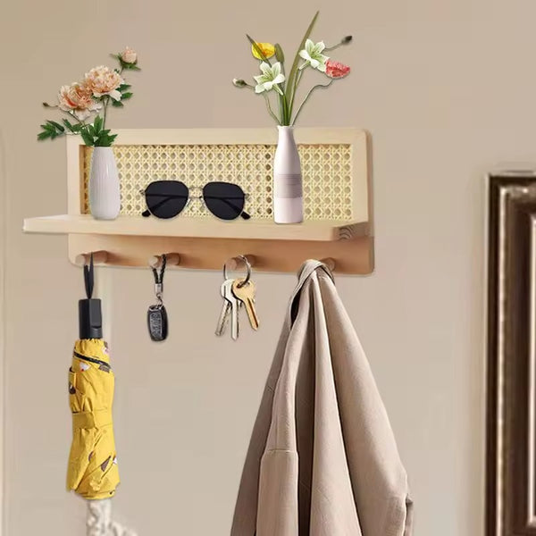 Artistic Decor Wall-Mounted Holder