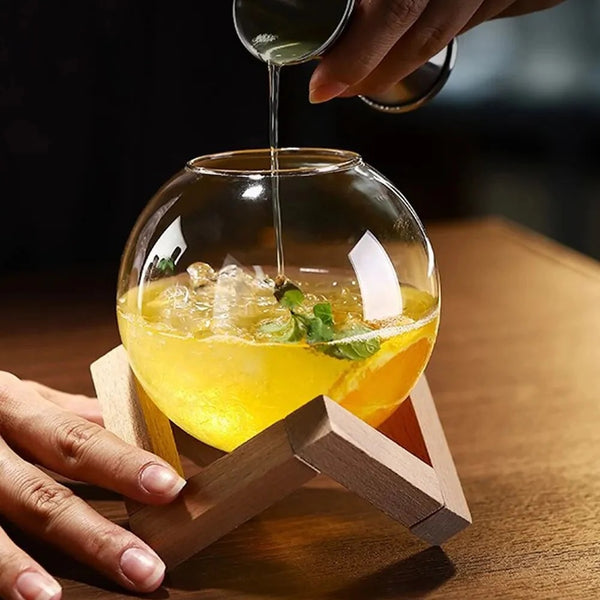 Sphere cup with wooden stand and straw