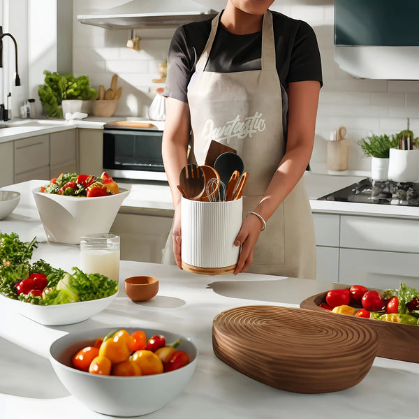 Elegant 360° Rotating Kitchen Utensil Holder